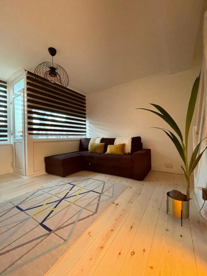 Ferienwohnung Milan House London Exterior foto